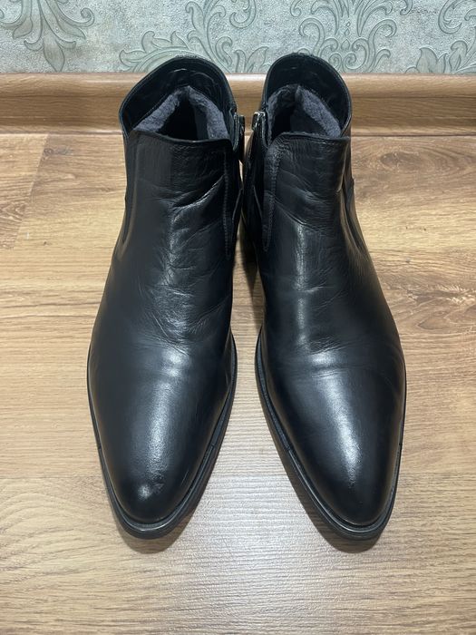 Продам ботинку Baldinini