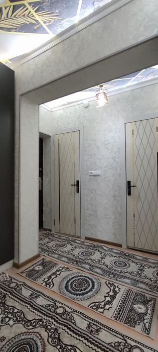 Карши Пахтазор 15- мактаб олдидан 2 хонали евро уй иккиламчи кредит