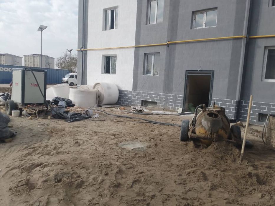 Полусухая стяжка аппарат Б/У сотилади