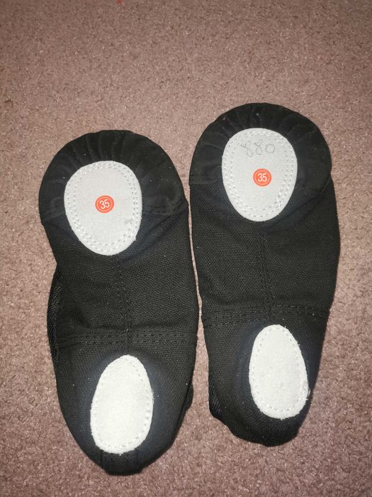 Балетки новые 500тенге 35 размер