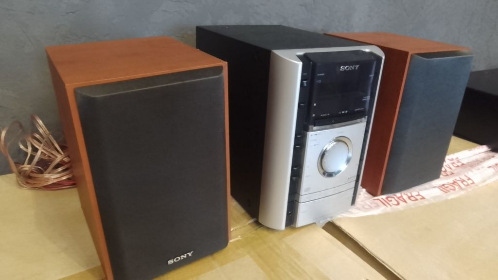 Combina Sony ,sistem audio