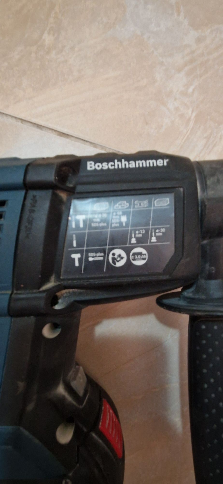 Bosch акумолаторен перфоратор