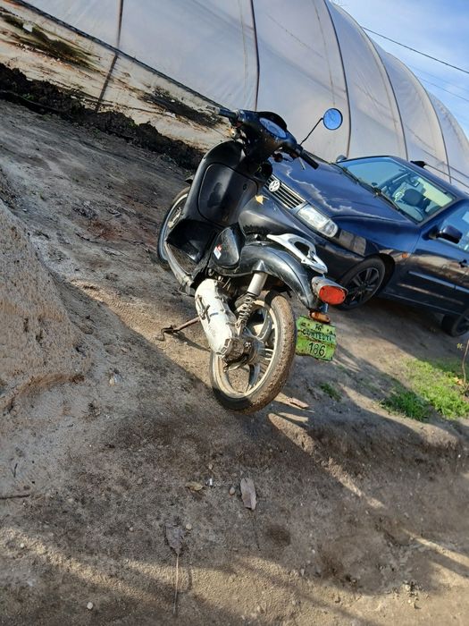 Scuter aprilia scarbeo