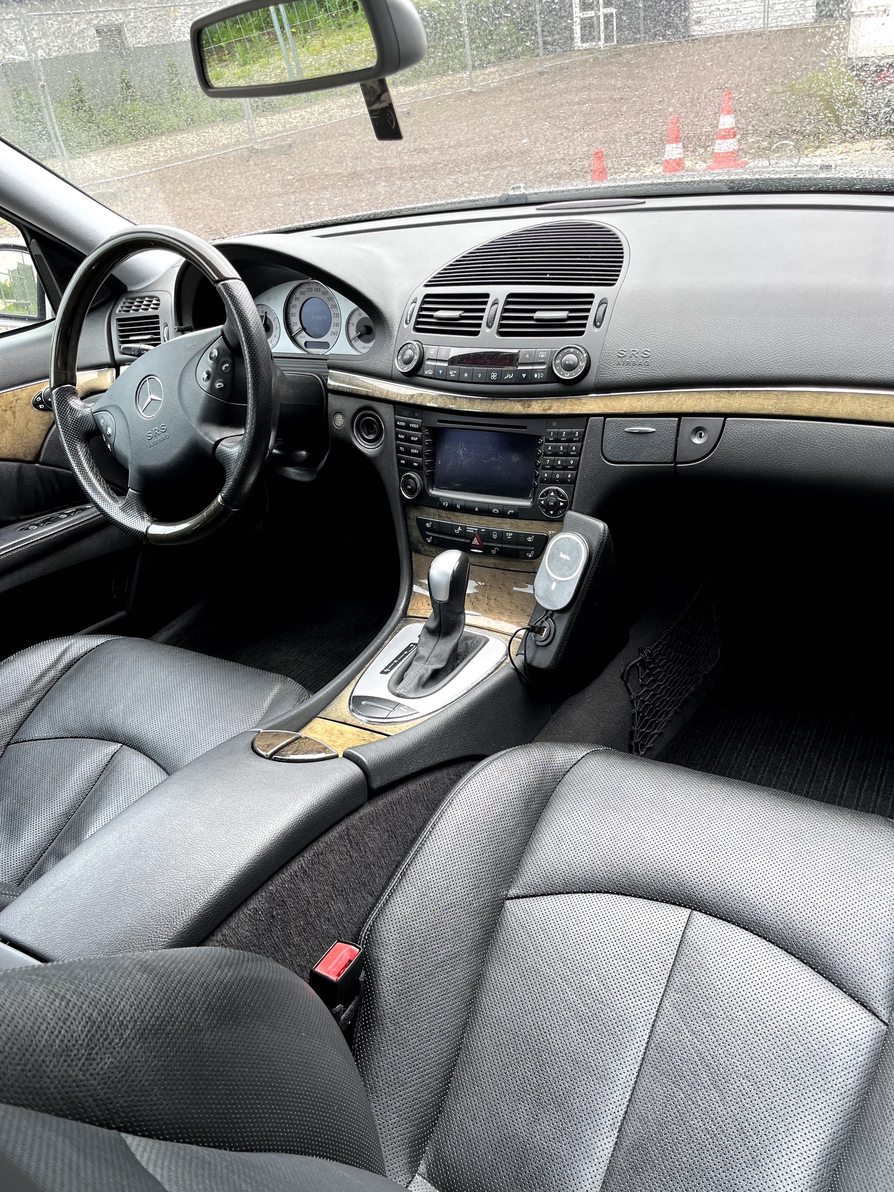 Superb Mercedes E270 CDI Avantgarde 2004 cu factură