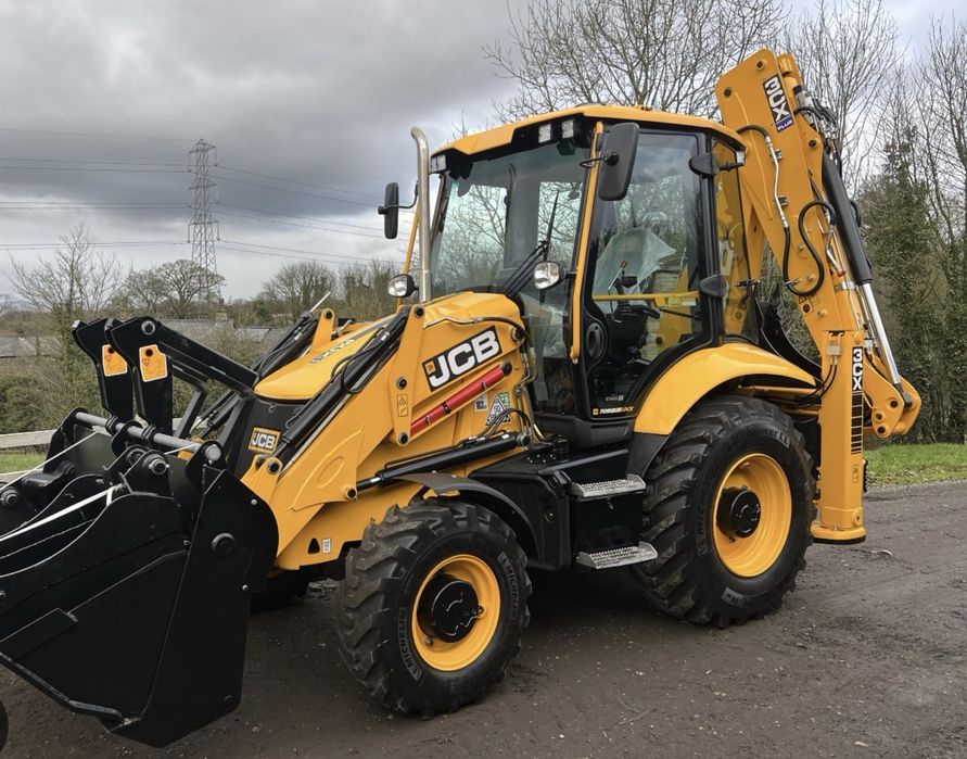 Inchiriez utilaje de constructii