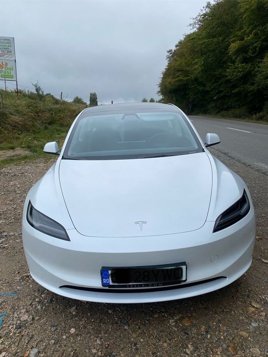 Tesla Model 3 Tesla Model 3 RWD