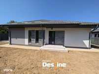 Casa 3 camere, 2 bai, terasa, curte, utilitati, la asfalt, placa beton