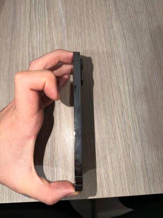 iPhone 13 Pro – Stare impecabilă, fără zgârieturi