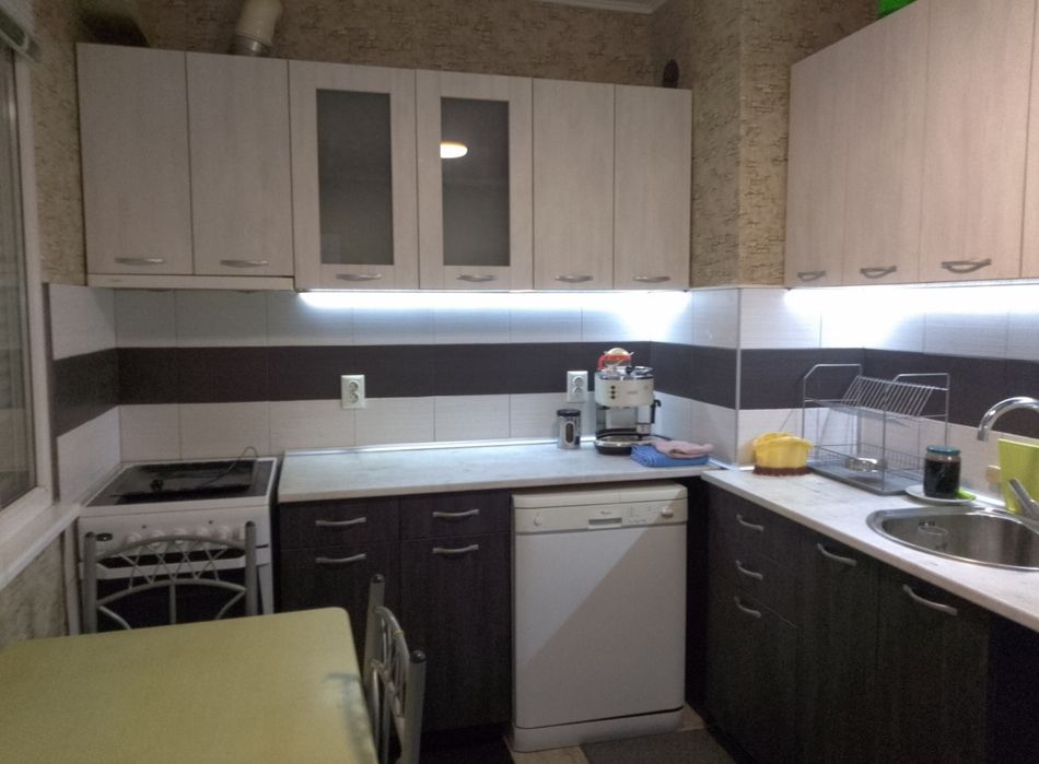 Продава апартамент в гр.Бобов дол