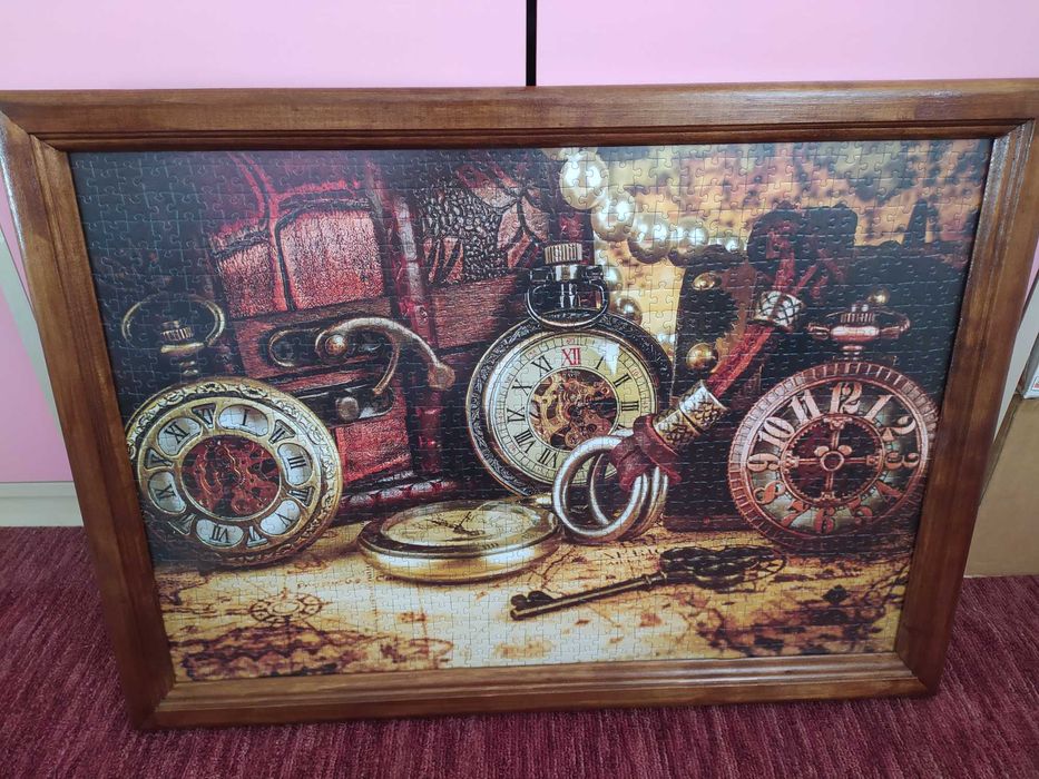 Пъзел в дървена рамка