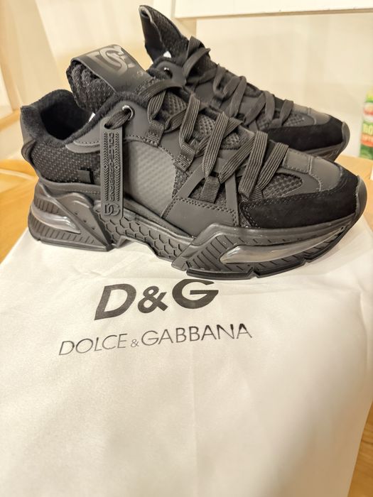 Sneakers Dolce&Gabana,marimea 41,noi, fara cutia originala.
