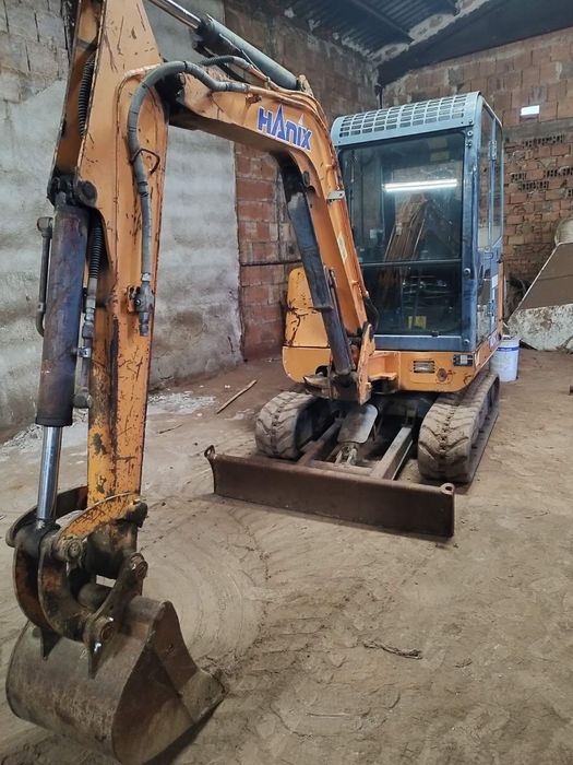 Багер Hanix H26C 3 тона