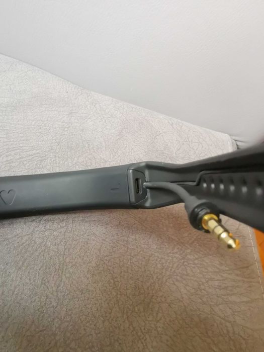 AIAIAI H05 Headband Bluetooth version 4.2 usbC