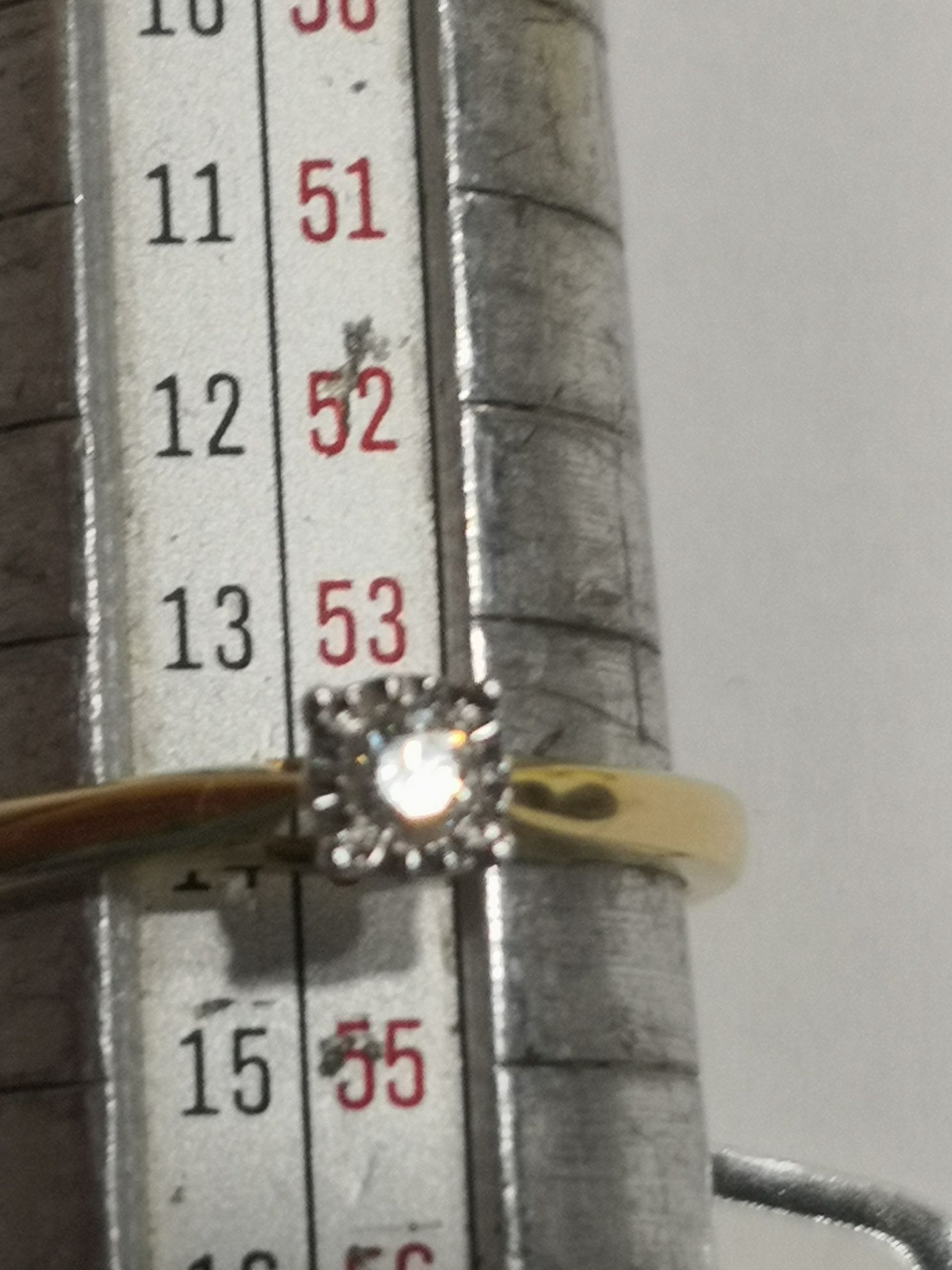 Vind inel din aur 18kt cu diamant 0,10ct