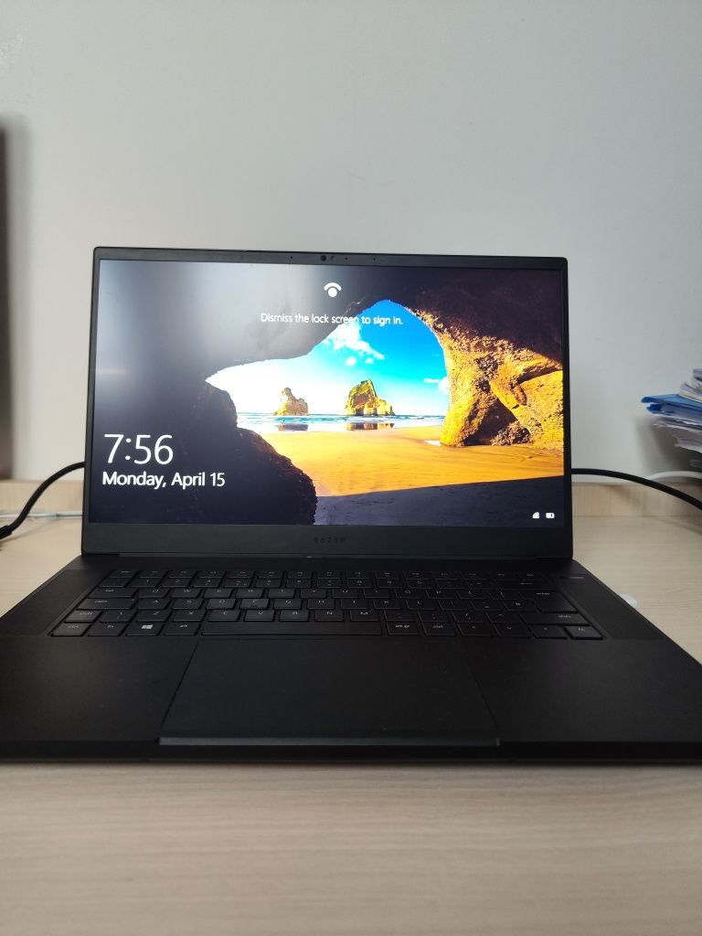 Laptop Razer Blade 15 Advanced RTX 2070 240hz 32GB