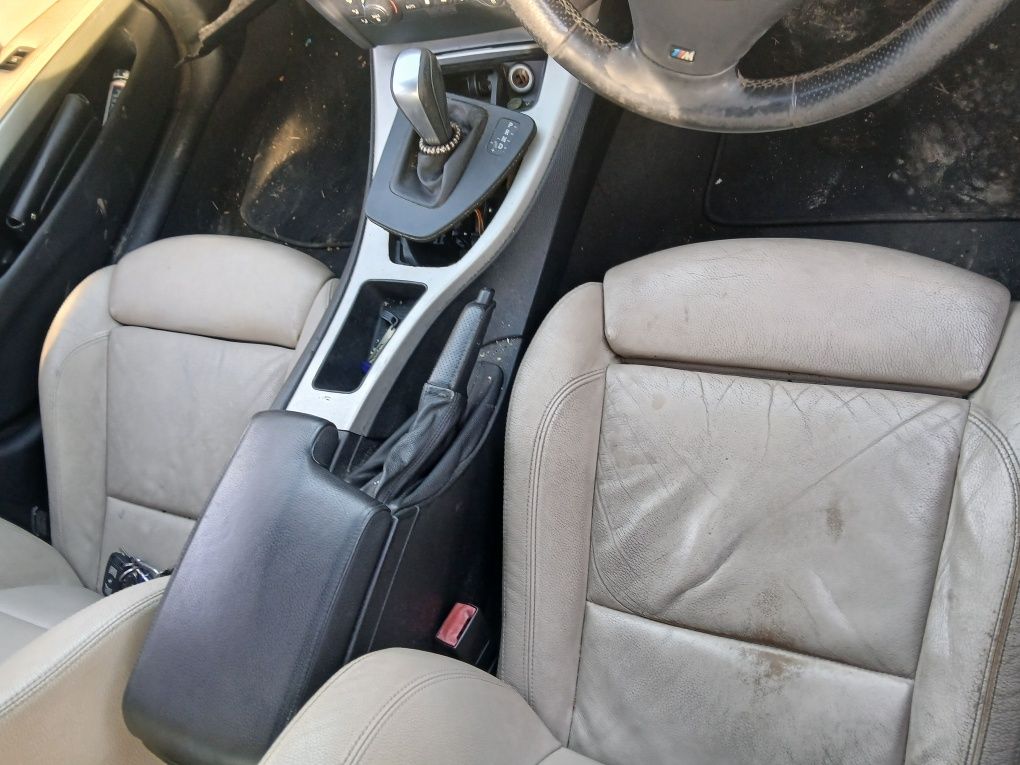 БМВ е90 320д 163к.с. BMW e90 320d 163 k.c