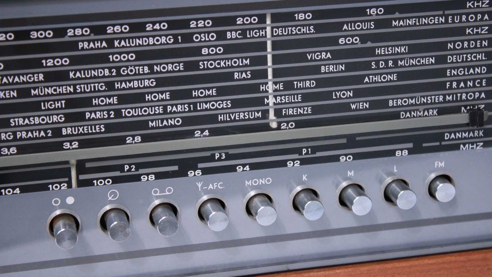 Radioamplificator Beomaster 900(Bang&Olufsen).