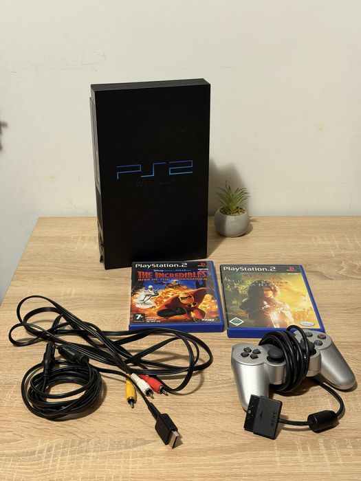 Sony Playstation 2 Fat + 2 jocuri