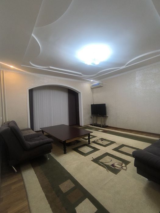 Сдаётся квартира Ташсельмаш 2+2-комн 120м2 2-санузел с мебелью и техни