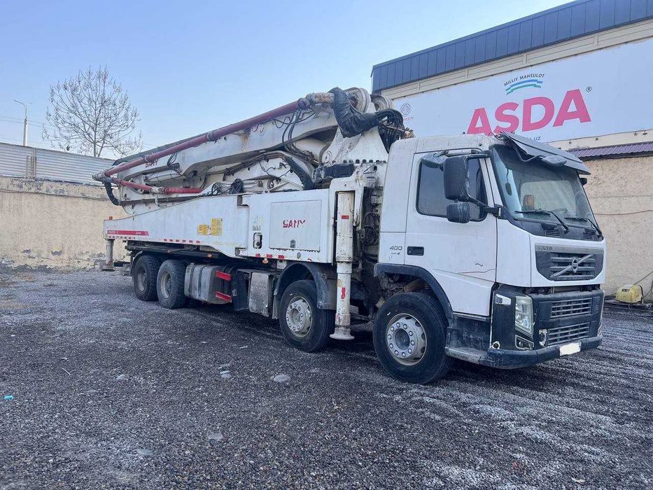 бетон насос на шасси VOLVO