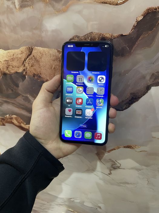 Продам телефон Айфон 11 Pro Max 256