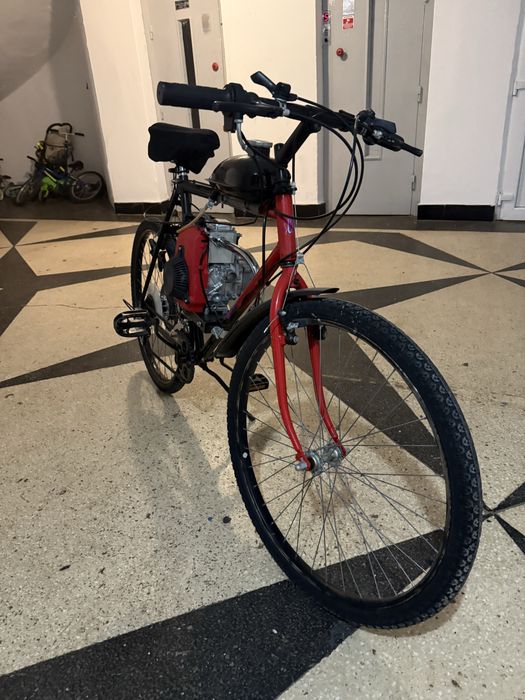vand bicicleta cu motor 4t