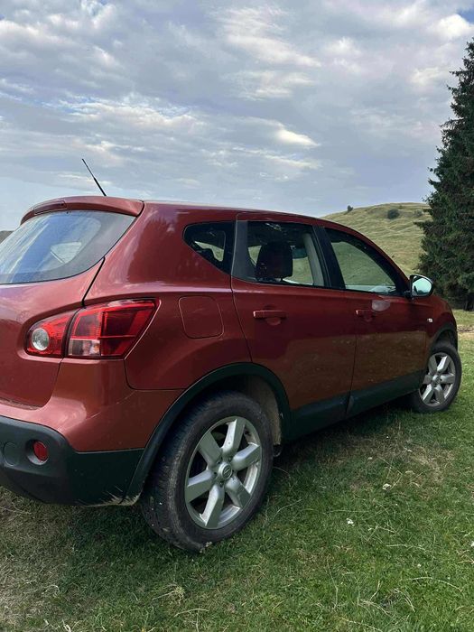 Vând Nissan  Qashqai an 2008 1.5 DCI