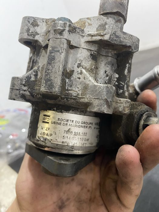 Pompa servo servodirectie Skoda Superb 1.9 TDI AVF AWX 8D0145156T