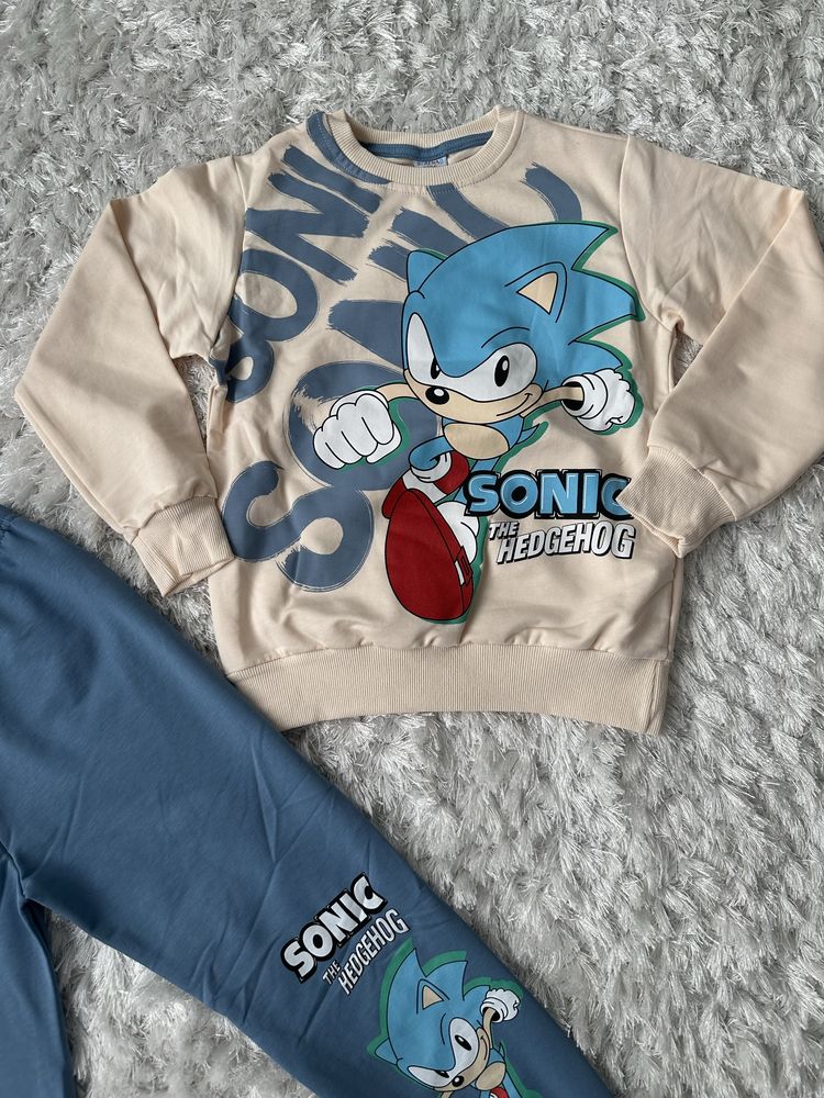 Set compleu ( 9-10 ani)