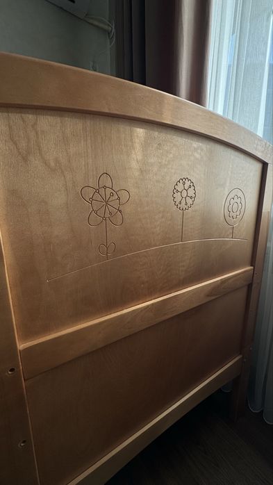 Детская кровать из березы