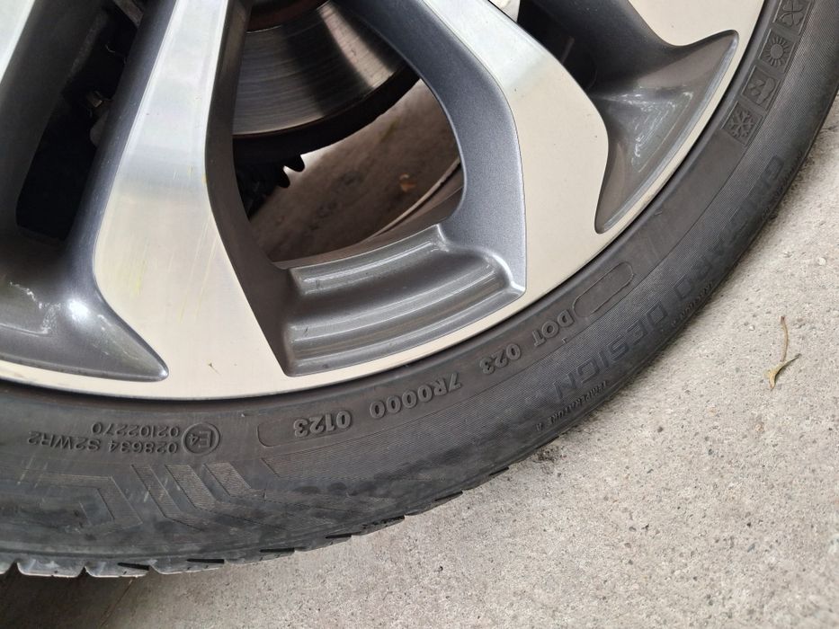 Vând roti 17  vw touran,cu cauciucuri