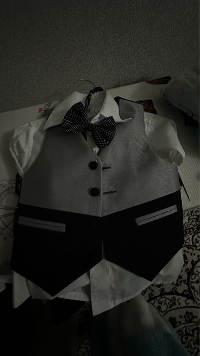 продам костюмчик