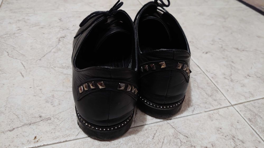 Дамски обувки естествена кожа