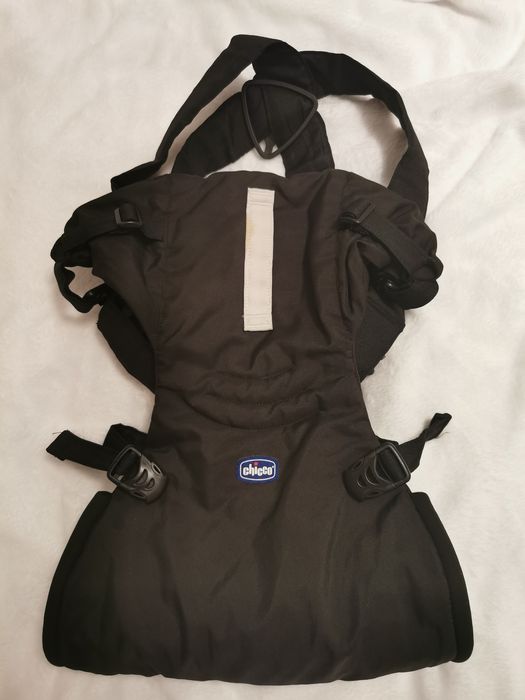 Marsupiu ergonomic Chicco Easyfit,