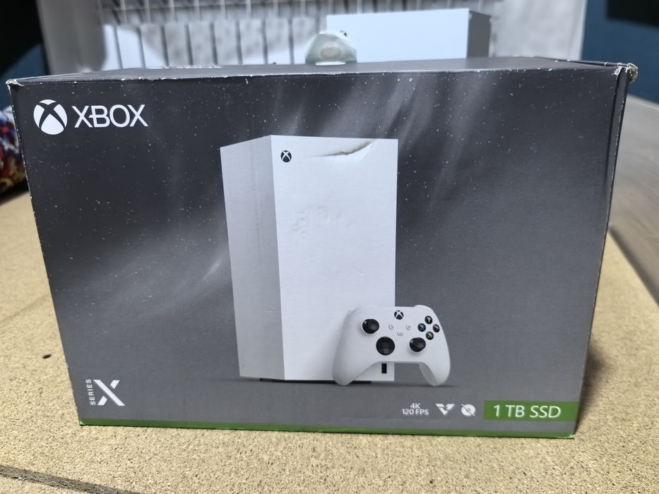 Xbox Series X 1tb Robot White