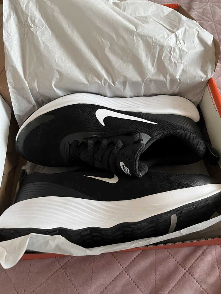 Маратонки Nike Promina