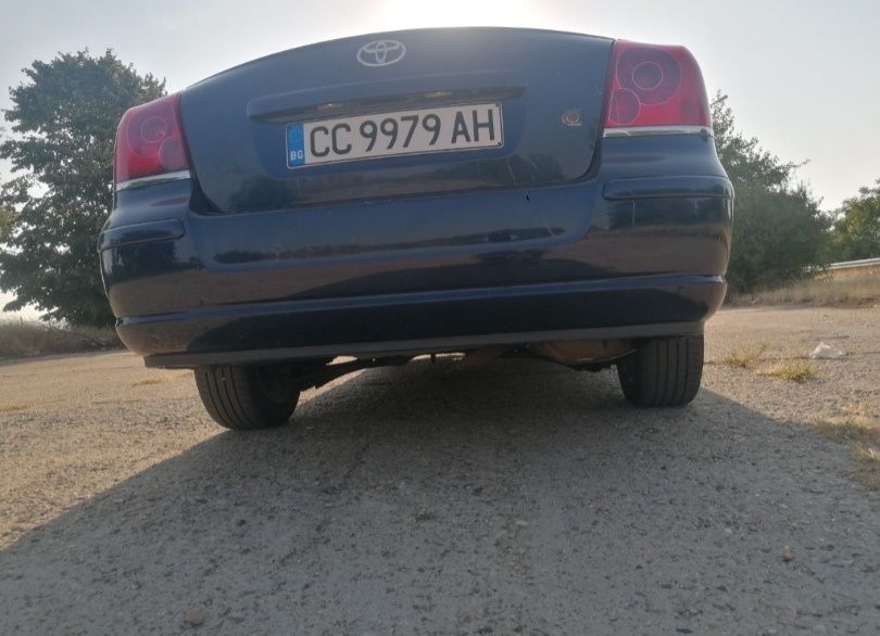 Тойота Авенсис бензин 1.6