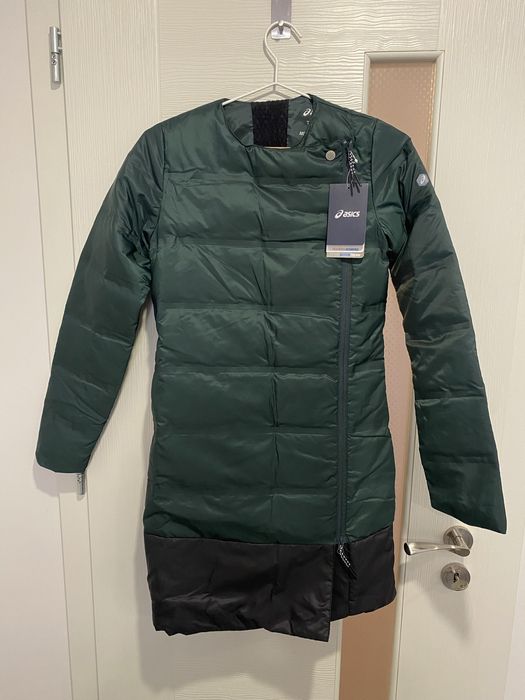 Оригинално яке Asics