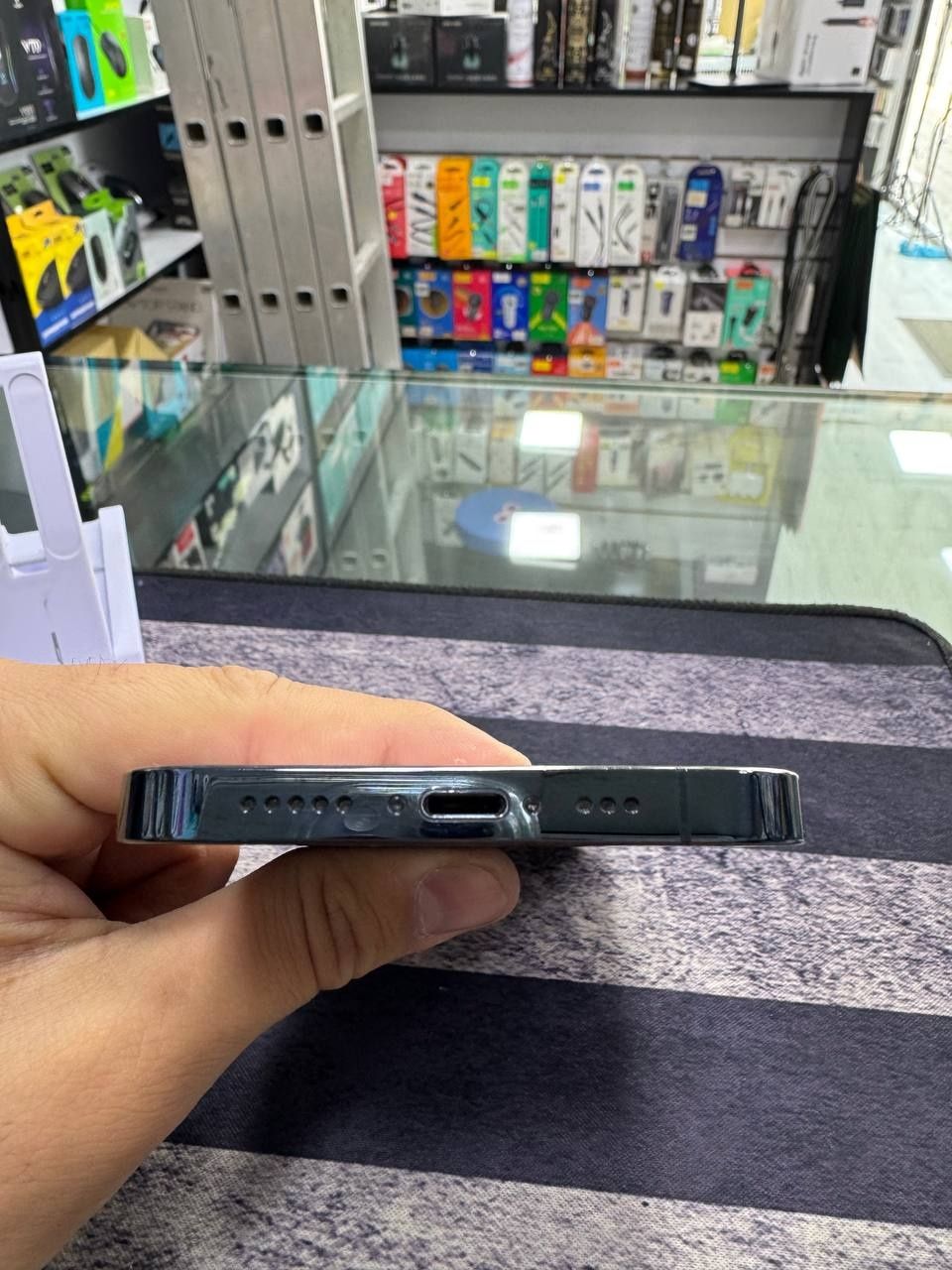 Iphone 12 pro xolat yaxsh  kh/a 71% 128 gb