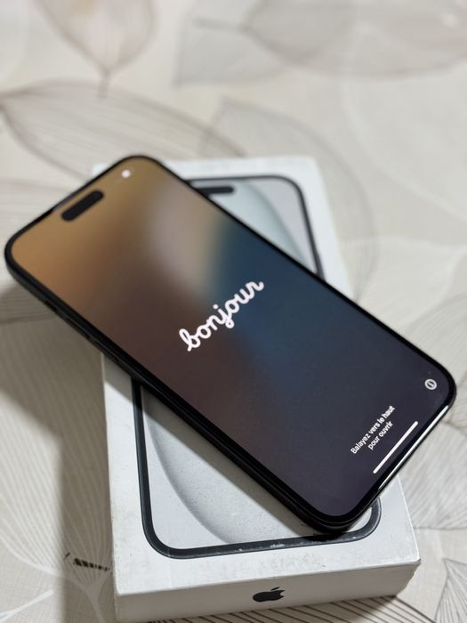 Продается iphone 15 plus 128 gb, черный.