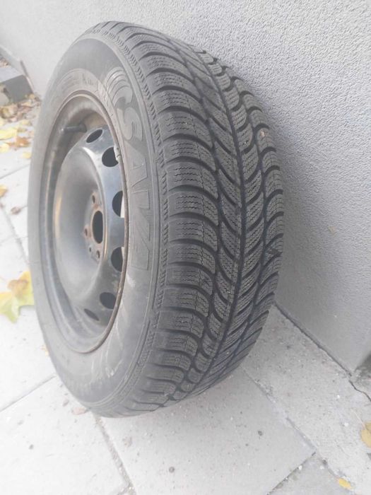 Автомоблни гуми-зимни, 3 бр.+ 4 бр. Джанти