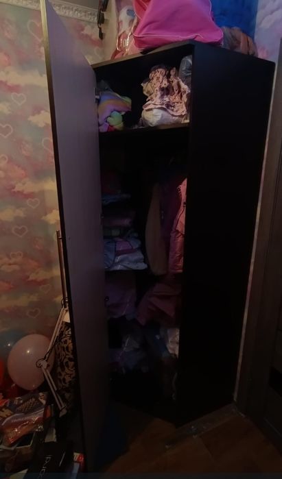 Угловой компьютерный стол