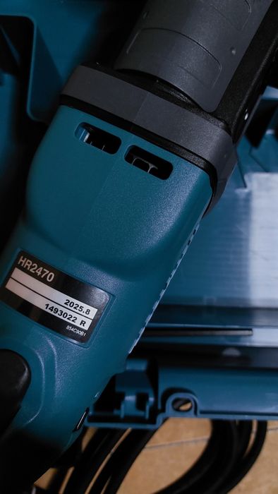 Ciocan rotopercutor Makita HR2470