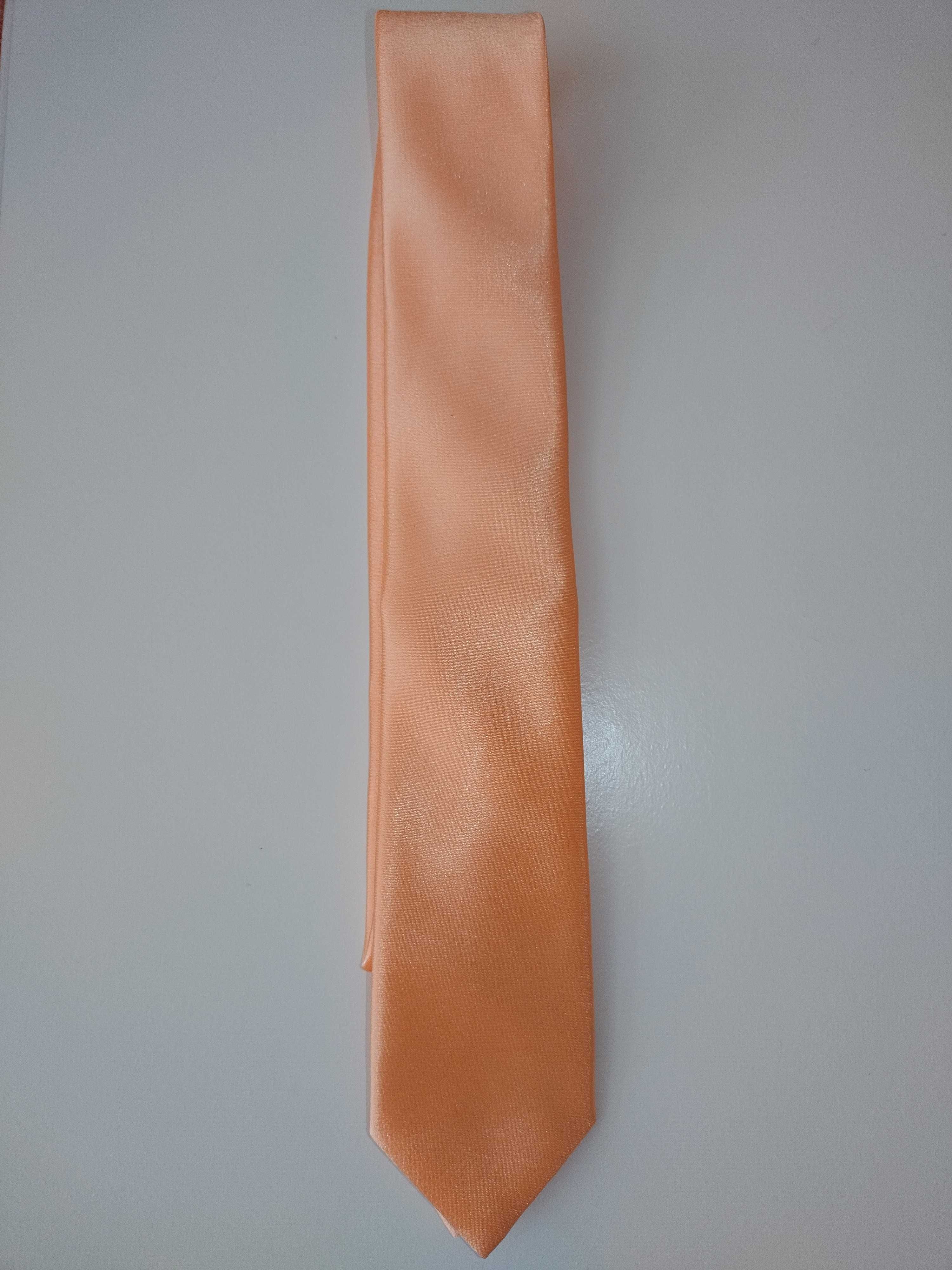 Вратовръзка цвят шампанско