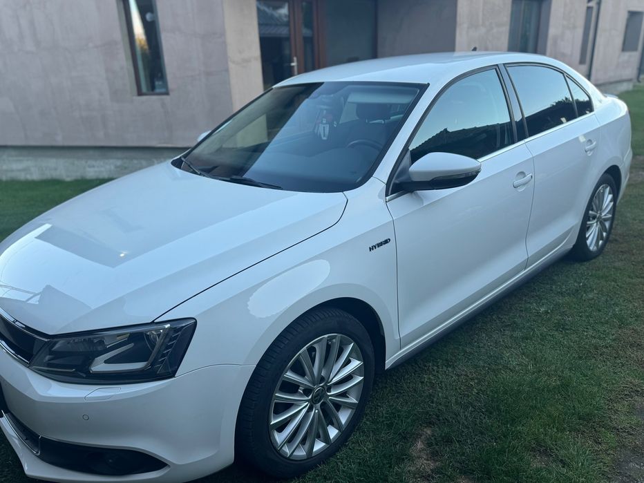 Volkswagen Jetta Hybrid 2013