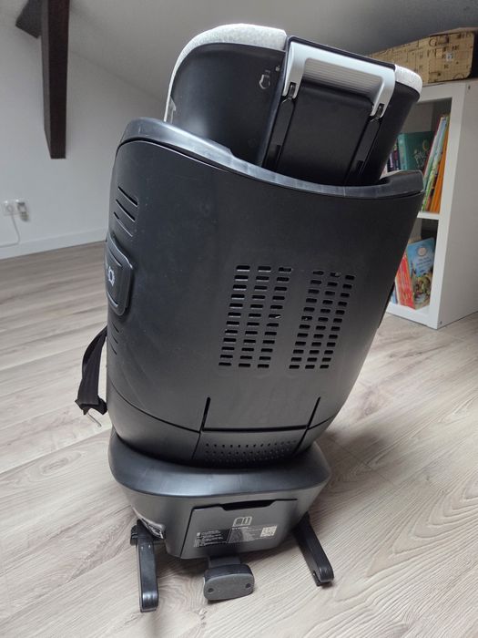 Joie scaun auto rotativ Spin 360 GT pentru 0-18 kg, cu isofix