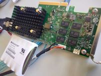 RAID контролер MegaRAID 9560-8i PCIe Gen4 Tri-Mode 4GB SAS2 SATA3 NVM