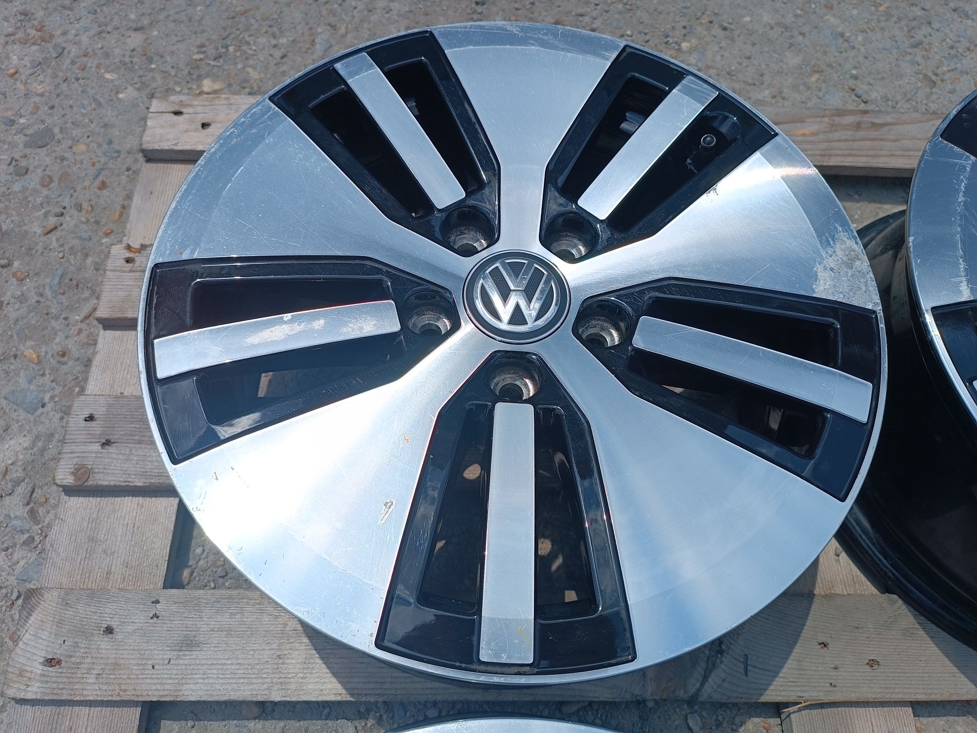 Лети джанти 16ки 5х112 VW