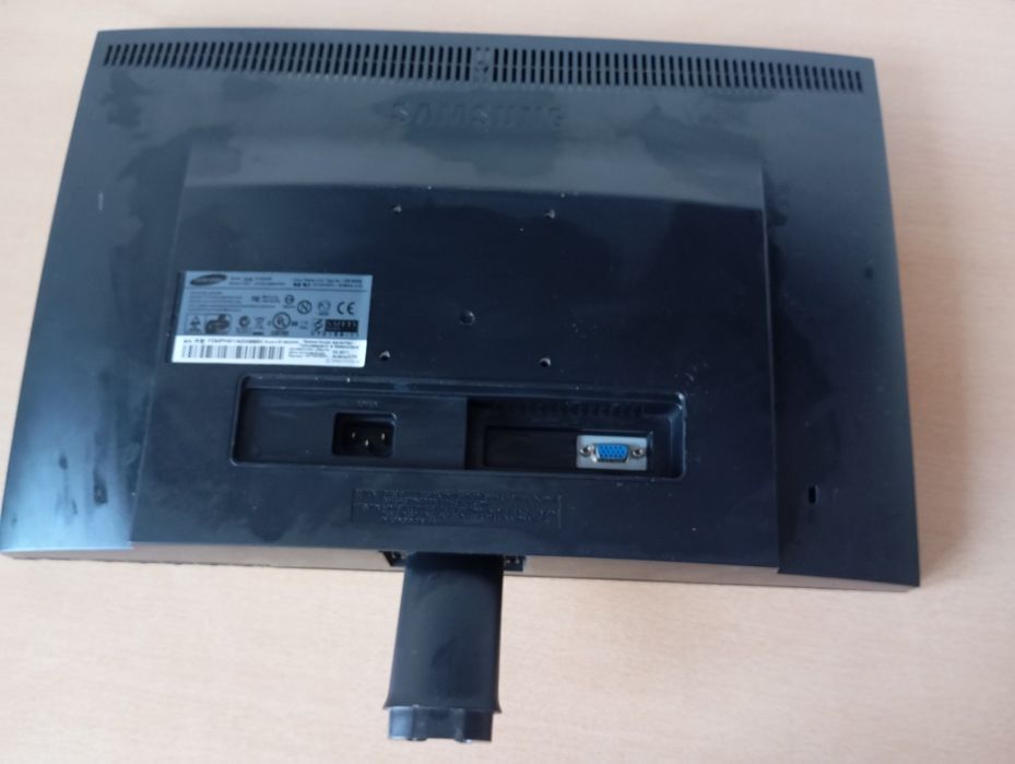 Монитор от samsung