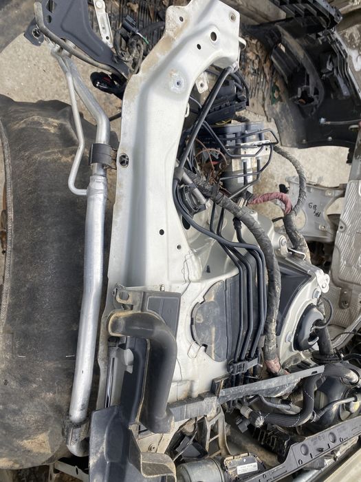 Lonjeron stânga față Audi A4 B9